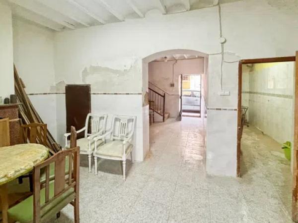 Casa de pueblo en calle Pintor Albert, 8