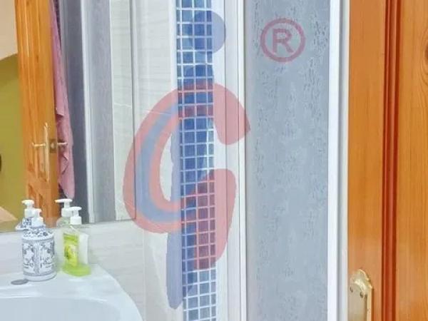 Chalet adosado en calle les Vinyes, 51