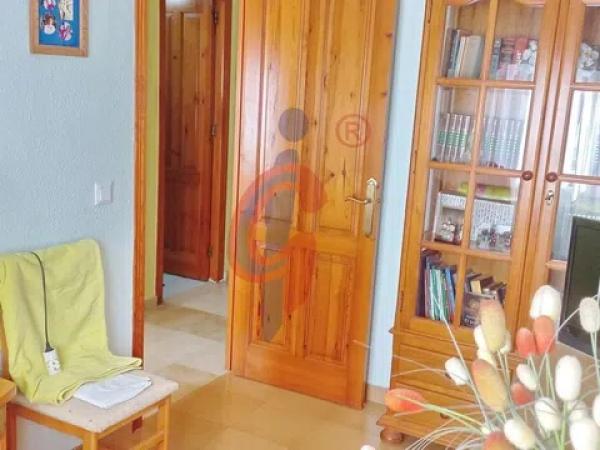 Chalet adosado en calle les Vinyes, 51