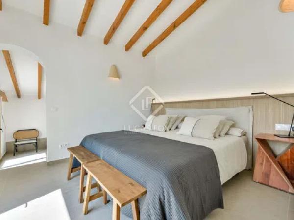 Chalet pareado en calle Serrella