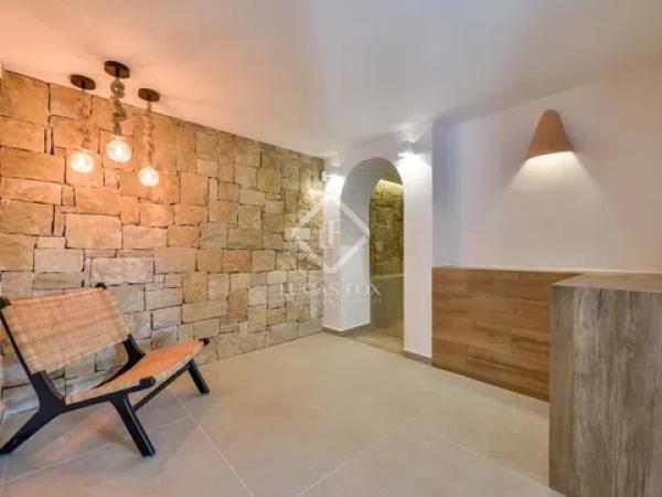 Chalet pareado en calle Serrella