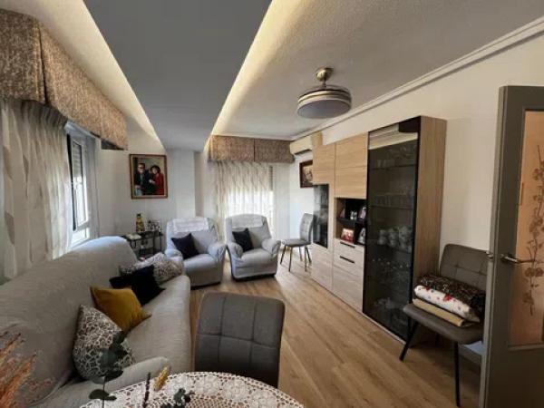 Piso en Barrio Plaza Crevillente-Juzgados