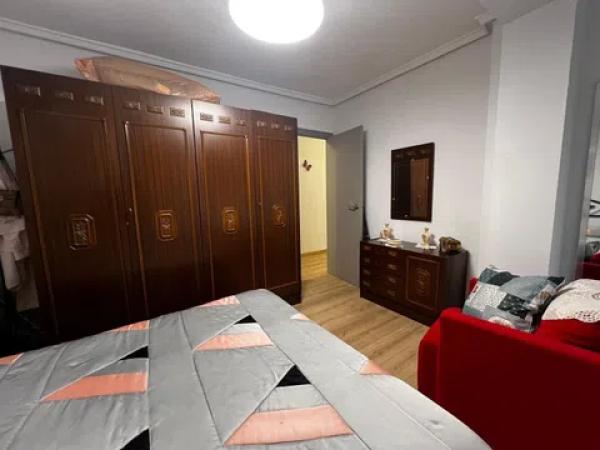Piso en Barrio Plaza Crevillente-Juzgados