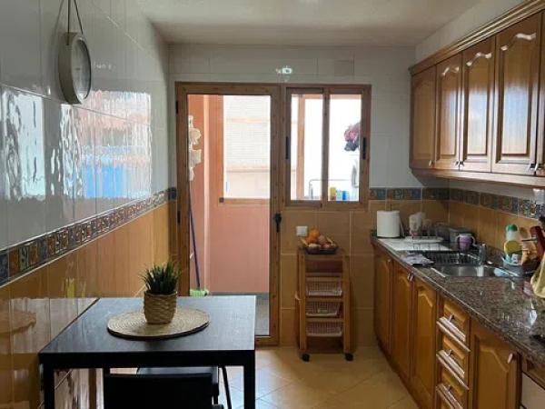 Piso en avenida Novelda, 45