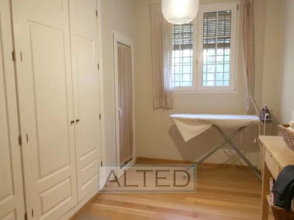 Casa independiente en Urbanización Maigmó