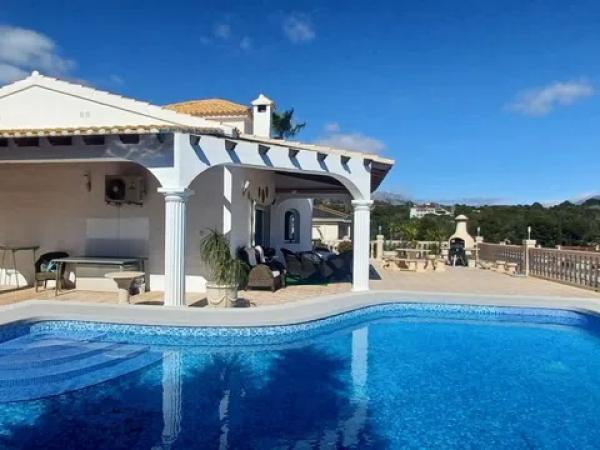 Casa independiente en calle Romer