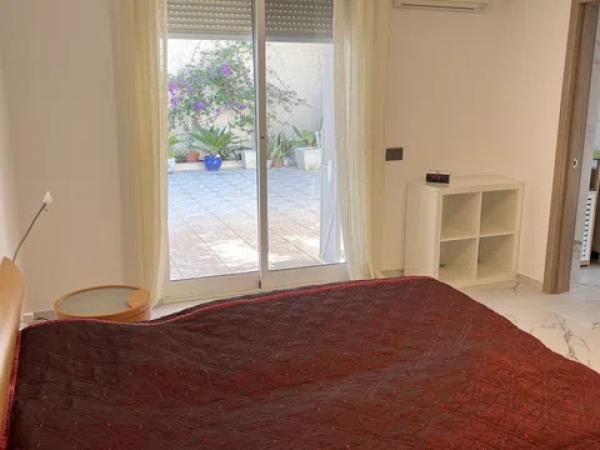 Casa independiente en calle Romer