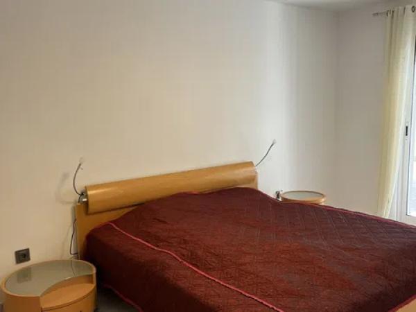 Casa independiente en calle Romer