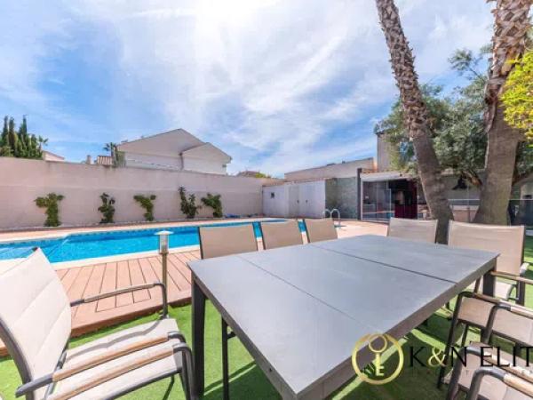 Casa independiente en calle Xop, 12