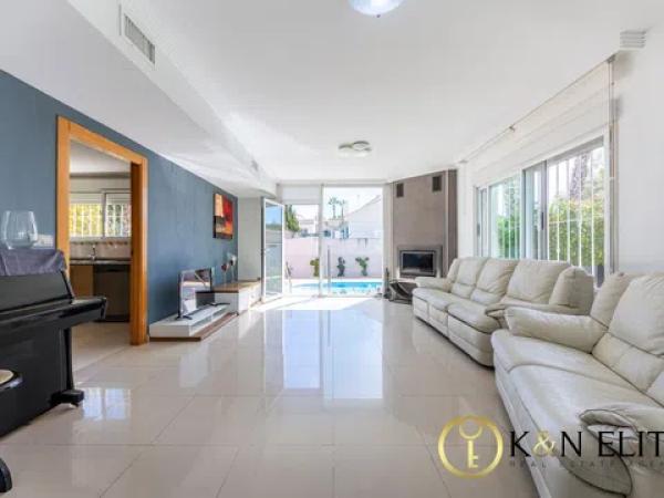 Casa independiente en calle Xop, 12