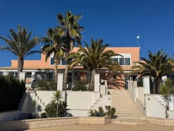 Casa independiente en calle del Ébano, 7