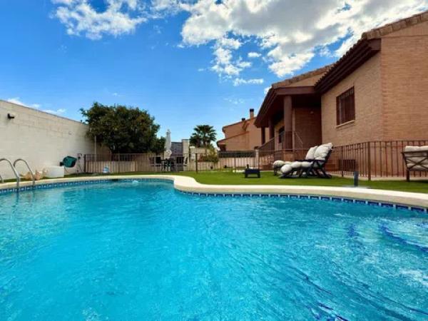 Casa independiente en calle de l'Unicorn