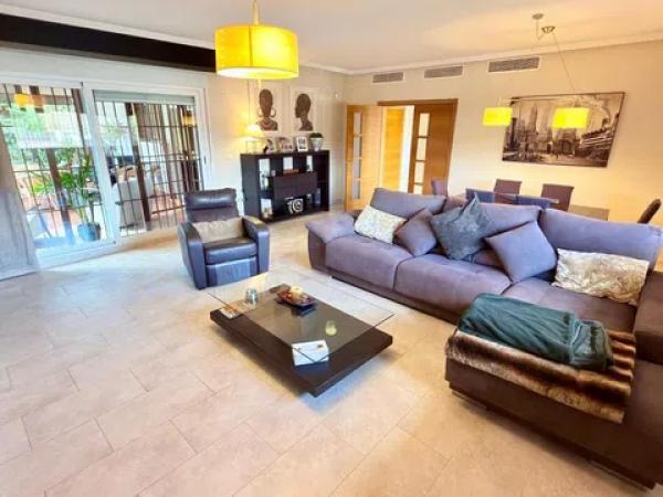 Casa independiente en calle de l'Unicorn