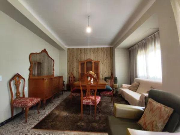 Piso en calle Sant Joaquim