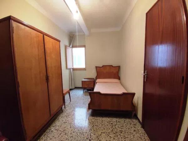 Piso en calle Sant Joaquim