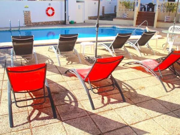 Casa independiente en calle cipres s/n