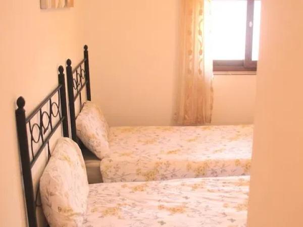 Casa independiente en calle cipres s/n