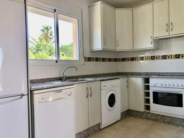 Casa independiente en calle Carrasqueta