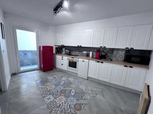 Piso en calle Dinamarca, 9