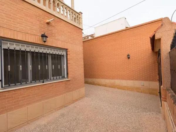 Chalet pareado en calle 22 de Marzo de 1993