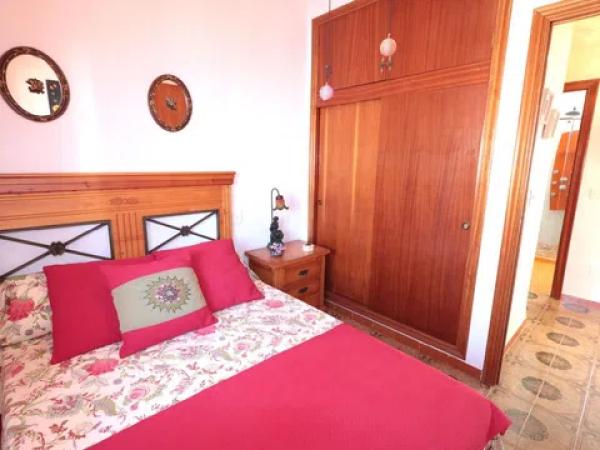 Chalet adosado en calle Urbano Arregui