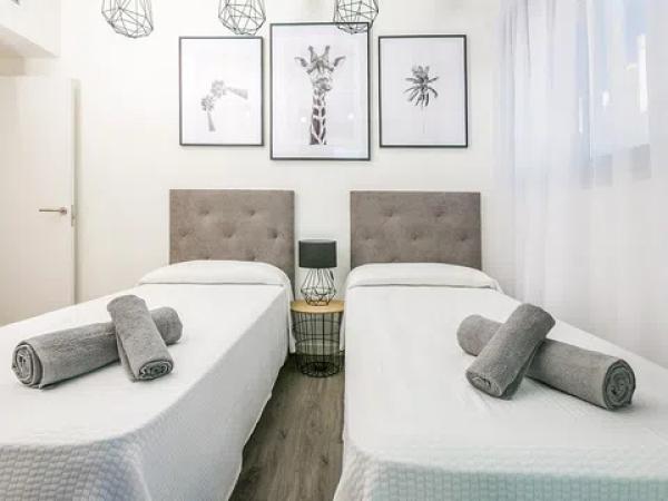 Piso en calle la Haya, 12