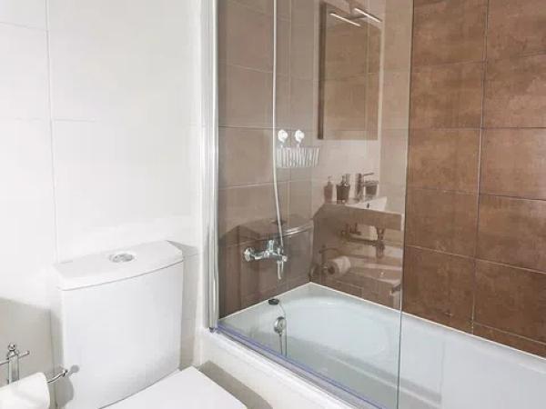 Piso en calle la Haya, 12