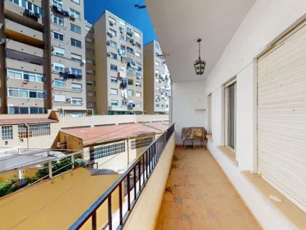 Piso en calle Reconquesta