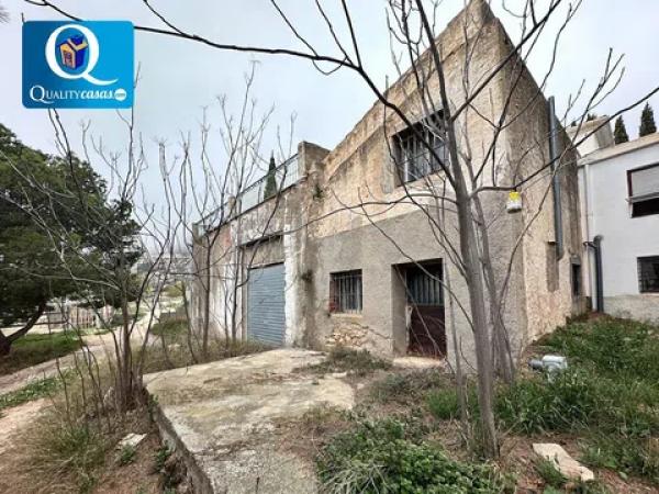 Chalet en carretera de Xixona