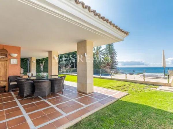 Casa independiente en avenida de la Costa Blanca