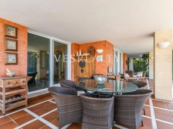 Casa independiente en avenida de la Costa Blanca