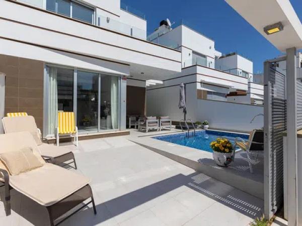 Casa independiente en avenida de Cuenca, 10