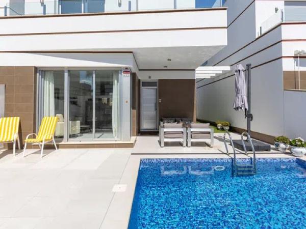 Casa independiente en avenida de Cuenca, 10