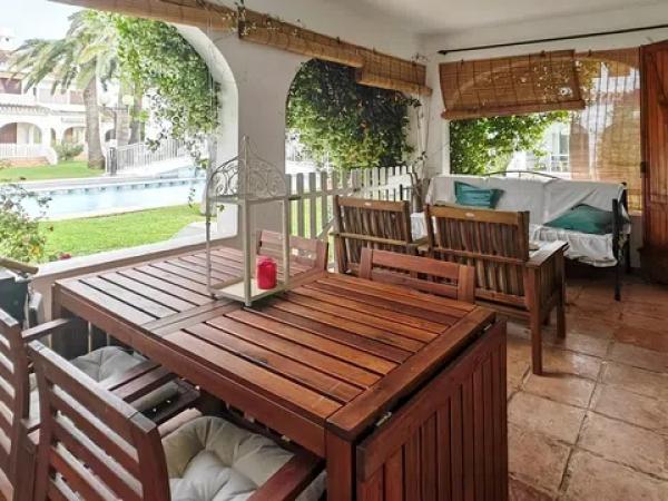 Chalet adosado en calle Mar Jónica, 127