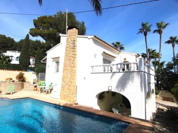 Chalet en Cala Advocat - Baladrar