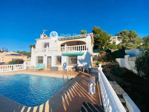 Casa independiente en calle Mar Cantábrico