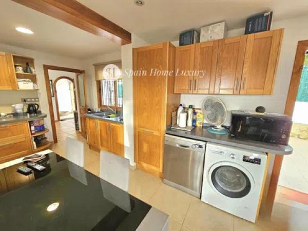 Casa independiente en calle Mar Cantábrico