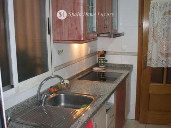 Piso en calle del Secretario Juan Antonio Baldovi