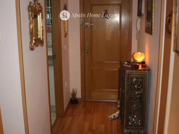 Piso en calle del Secretario Juan Antonio Baldovi