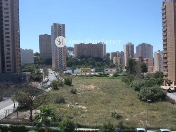 Piso en calle del Secretario Juan Antonio Baldovi