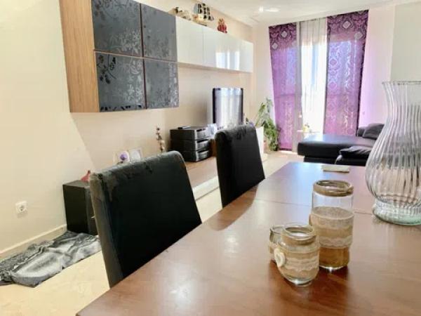 Piso en Barrio Sector V-El Canal