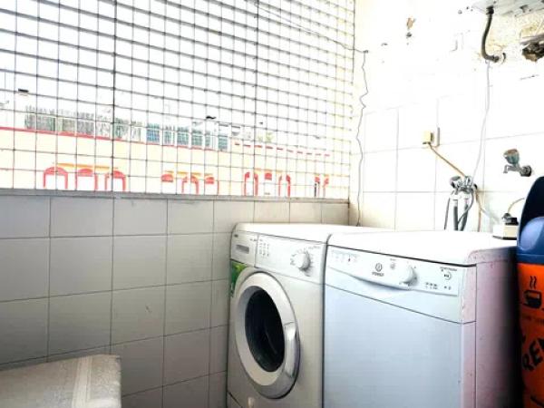 Piso en avenida País Valencià