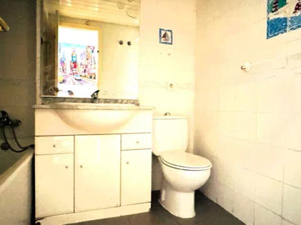 Piso en avenida País Valencià