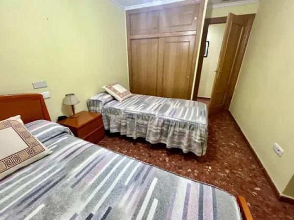 Piso en Barrio Raval de Santa Teresa-El Asilo