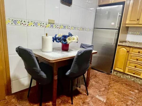 Piso en Barrio Raval de Santa Teresa-El Asilo