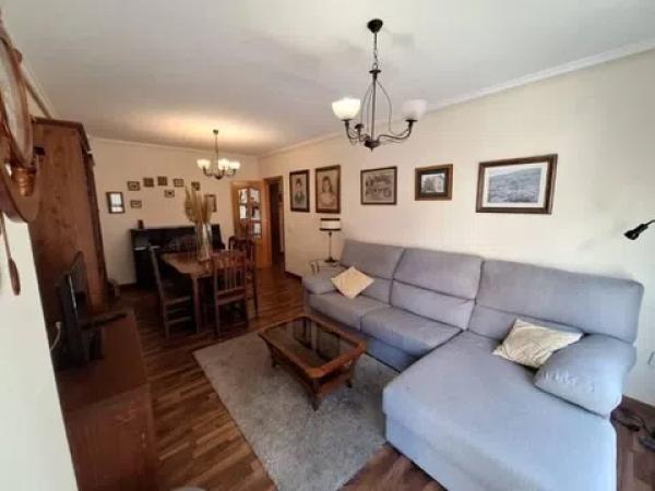 Piso en Barrio Puerto Deportivo