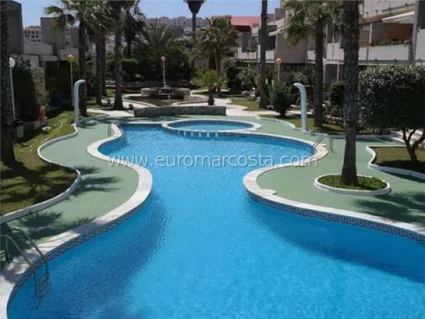 Piso en avenida de los españoles