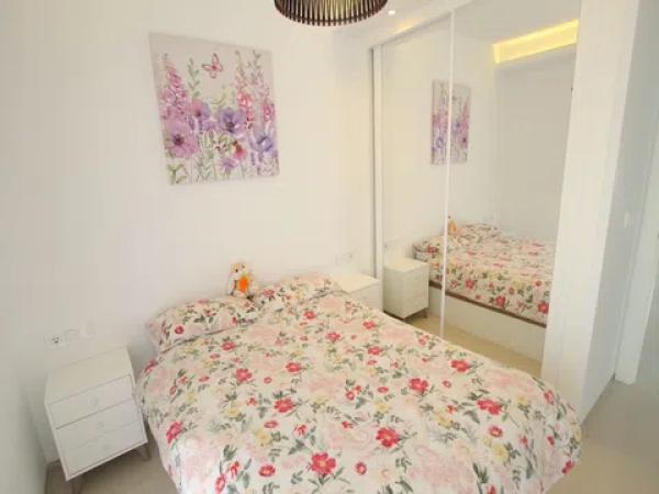 Chalet pareado en avenida de Málaga