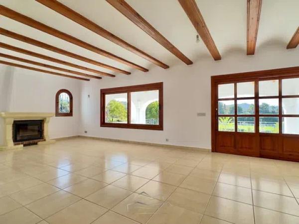 Casa independiente en calle Lago Onega