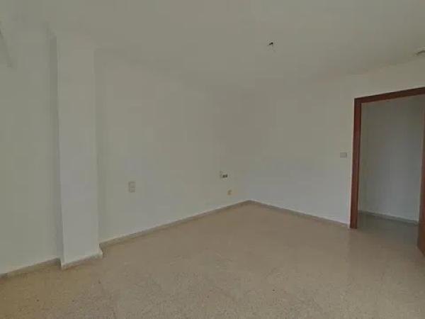 Piso en calle San Crispín